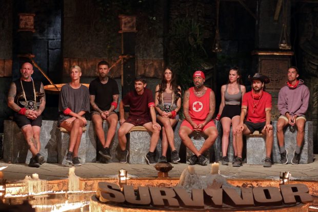 Laura Giurcanu şi TJ Miles de la „Survivor România” 2022 au dormit împreună, sub pătură. Ce spune iubitul fotomodelului despre cei doi