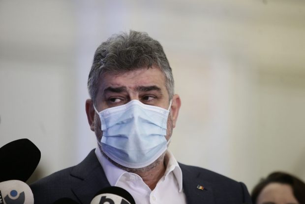 Ciolacu propune înjumătățirea accizelor la carburanți, pe o perioadă „limitată”: „Ar avea efect benefic asupra inflației”
