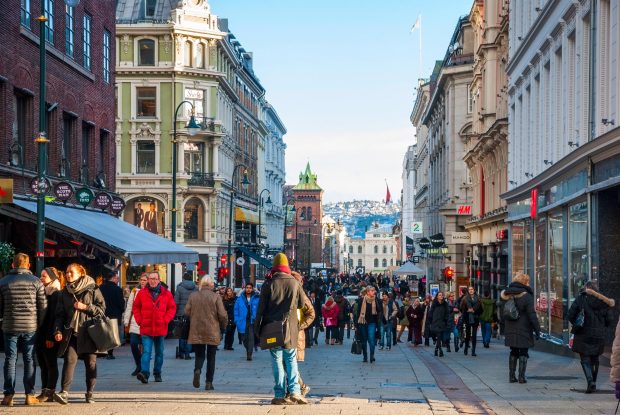 Norvegia a eliminat toate restricțiile Covid: „Distanţa dintre noi nu mai este necesară”