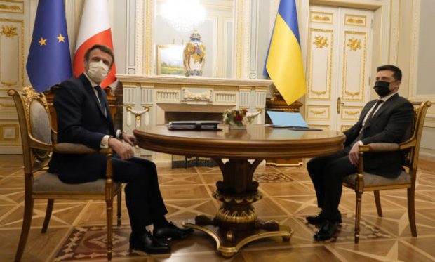 Mesajul ambasadorului francez în Ucraina: Să aveţi rezerve de apă și de hrană și îmbrăcăminte călduroasă