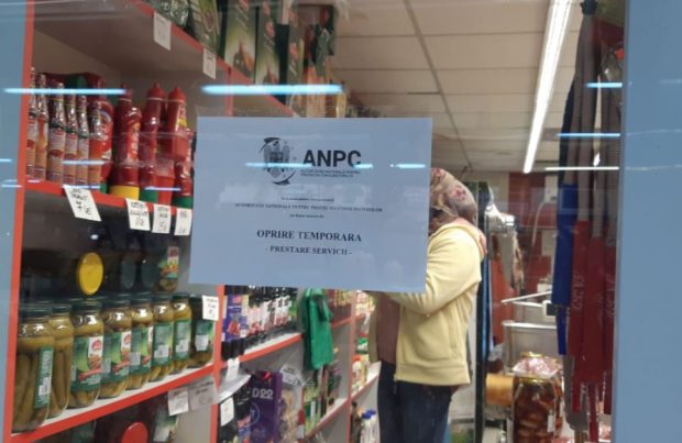 Amenzi de aproape 100.000 de lei și operatori închiși în Piaţa Delfinul din Bucureşti. Neregulile găsite de ANPC