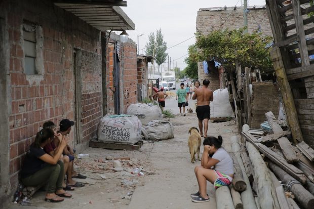 20 de morți și alți peste 70 de oameni în stare gravă la spital, după ce au consumat cocaină contrafăcută, la Buenos Aires