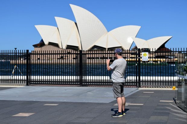 Australia își redeschide granițele pentru turiștii vaccinați anti-COVID cu schema completă