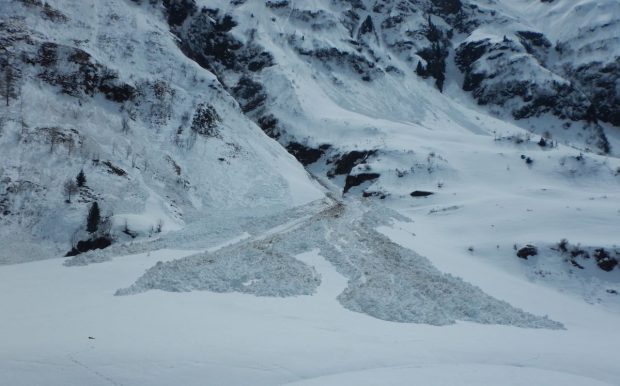 Trei avalanșe în 24 de ore, în cea mai populară zonă de schi din Austria. Opt oameni au murit