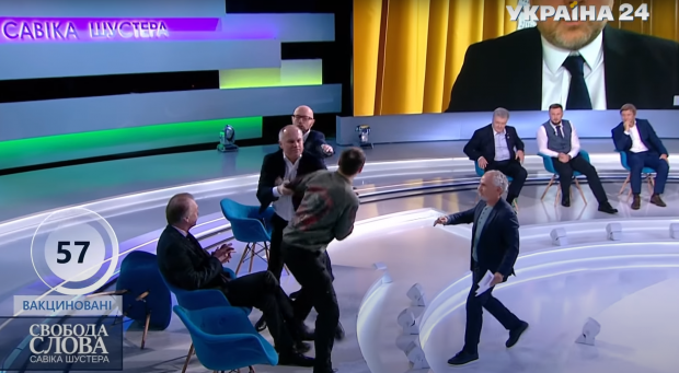 Un politician prorus și un jurnalist ucrainean s-au luat la bătaie, în direct la TV