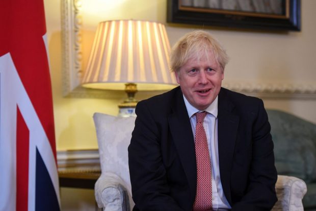 Premierul britanic Boris Johnson anunţă noi sancţiuni în cazul în care Rusia va ataca Ucraina