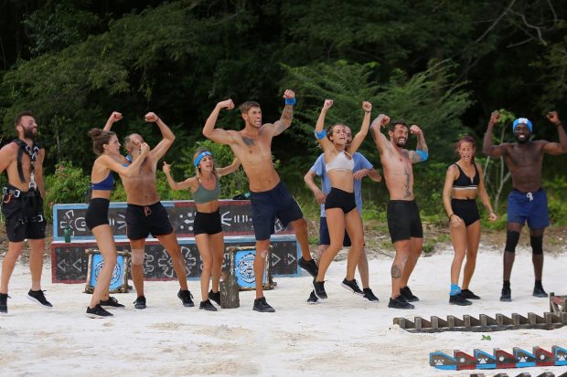 „Survivor România” 2022. Cum au reacționat Faimoșii și Războinicii după ce noi concurenți au intrat în competiție