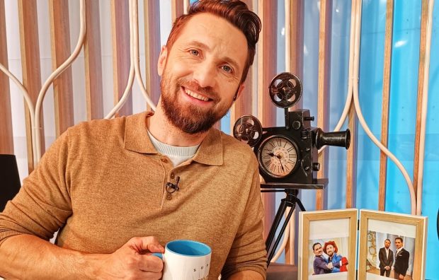 Dani Oțil, luat la rost de fani după ce a lipsit mai multe zile de pe post. Prezentatorul a răbufnit: „De unde răutatea asta?”