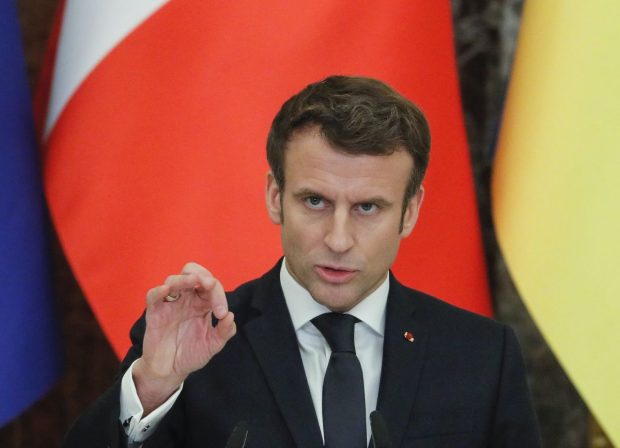 Emmanuel Macron anunţă că nu a cerut coridoare umanitare către Rusia
