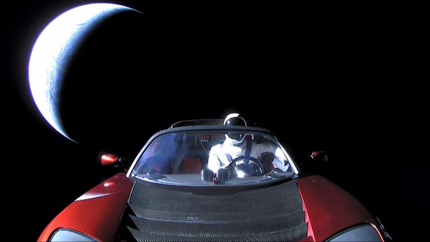 Unde se află acum mașina Tesla, lansată în spațiu de către miliardarul Elon Musk, în urmă cu 4 ani