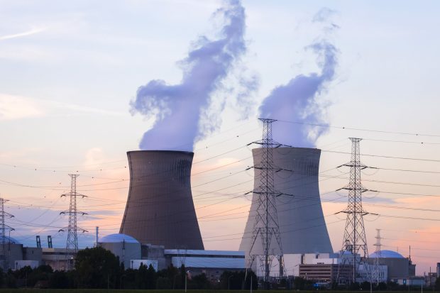 Comisia Europeană vrea să eticheteze drept „verzi” gazele naturale și energia nucleară. Reacții dure din partea activiștilor pentru mediu