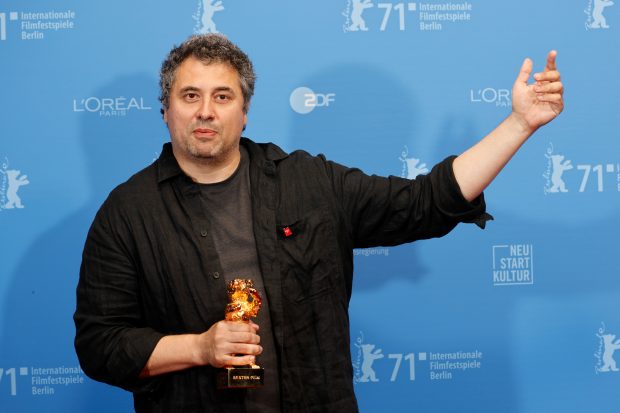 Interviu cu regizorul Radu Jude despre documentarul cu care merge la Berlin, după triumful de anul trecut: „Amintiri de pe Frontul de Est”