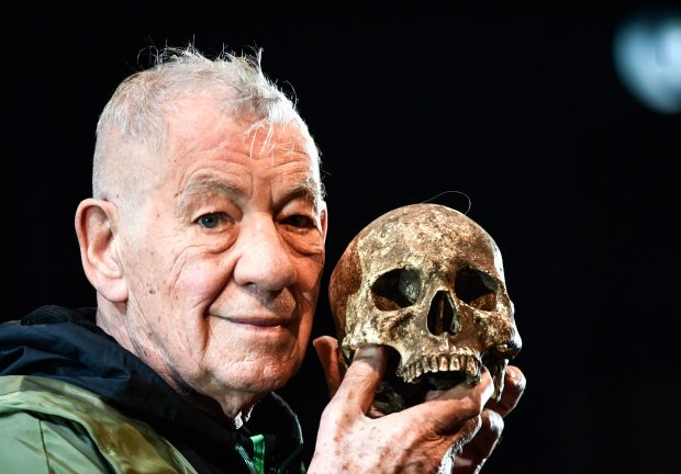 „A fi sau a nu fi…”. De ce face bine în pandemie o scurtă lectură a celebrului monolog al lui Hamlet