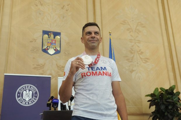 Ministrul Sportului va participa la un concurs de patinaj viteză la Miercurea Ciuc
