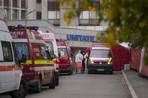 Bilanț COVID: sub 12.000 de cazuri noi. Numărul deceselor și cel al pacienților de la ATI, în scădere