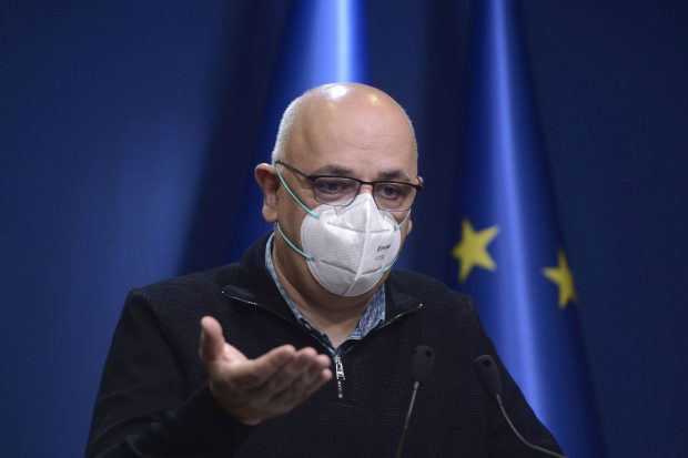 Raed Arafat, semnal de alarmă după incendiul din Pasajul Unirii: Când vezi că mașina ia foc, nu stai și caști gura