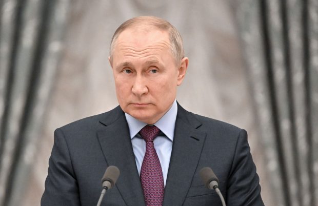 Ca să piardă Putin, care nu are nicio scuză, nu lăsați să iasă și Putinul din voi!