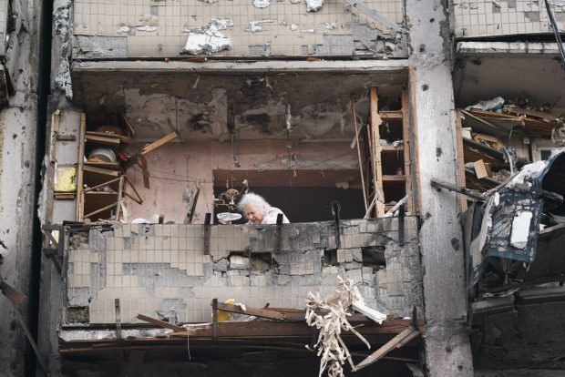 Kievul, sub atacul forțelor ruse. Imagini de pe străzile capitalei ucrainene