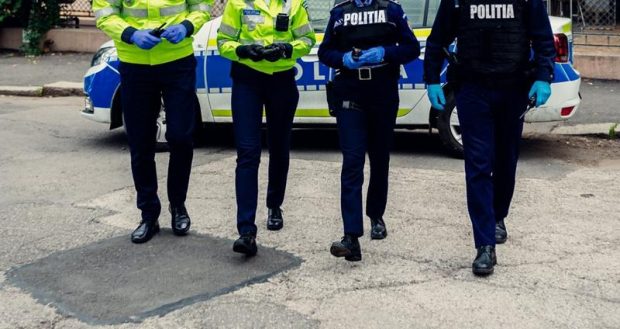 Aproape 150 de polițiști și jandarmi din Cluj sunt cercetaţi într-un dosar de înșelăciune cu indemnizații de vacanță