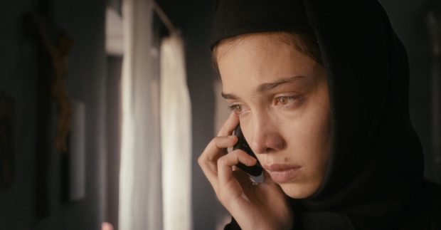Tânăra actriță Ioana Bugarin: „Mă revoltă că multe femei sunt învățate să se raporteze la sine prin prisma bărbaților din viața lor”