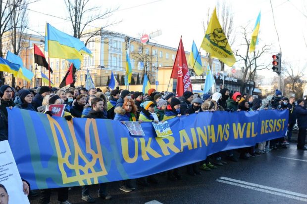 INTERVIU. Retragerea rusă, văzută din Kiev: „Ucrainenii înțeleg că Putin va folosi repetat această strategie. Din 2014, Rusia nu și-a oprit agresiunea”