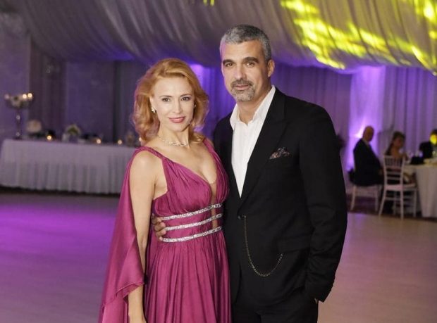 Monica Davidescu, Aurelian Temișan și fiica lor de 11 ani, infectați cu COVID-19. „E un virus care nu se găsește doar la școală, la teatru”