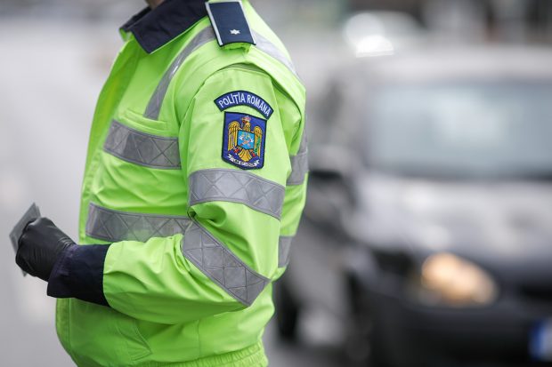 Un bărbat din Cluj a fost condamnat la închisoare după ce a amenințat un polițist că îi va rupe nasul