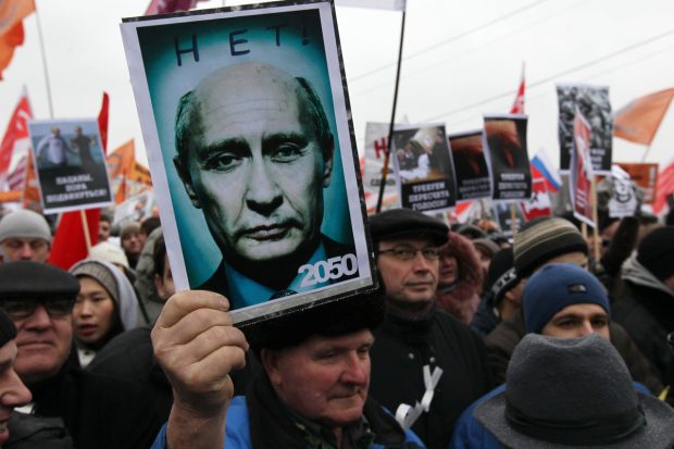 După ce Rusia va pierde acest război absurd, Putin va trebui predat Tribunalului Penal Internațional