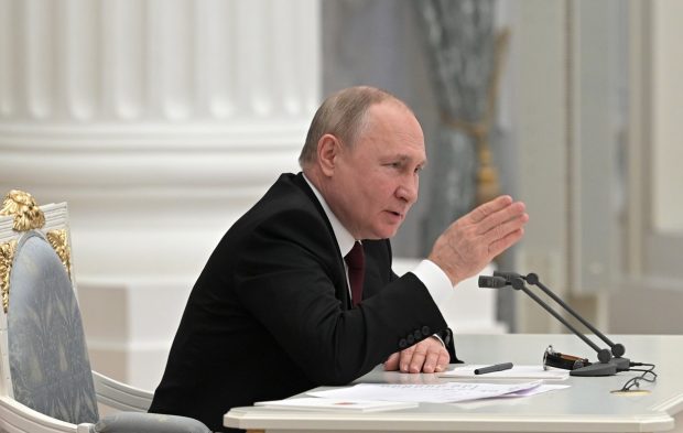 LIVETEXT | Putin recunoaște independența republicilor Donețk și Luhansk. Într-un lung discurs adresat națiunii, el a spus că Ucraina a fost creată de Rusia și „nu are tradiție ca stat”