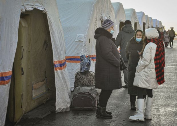 Rămași fără locuri în Rostov, unii refugiați din estul Ucrainei au fost „invitați” în Murmansk-ul subarctic, la 3.000 km distanță, scrie presa ucraineană