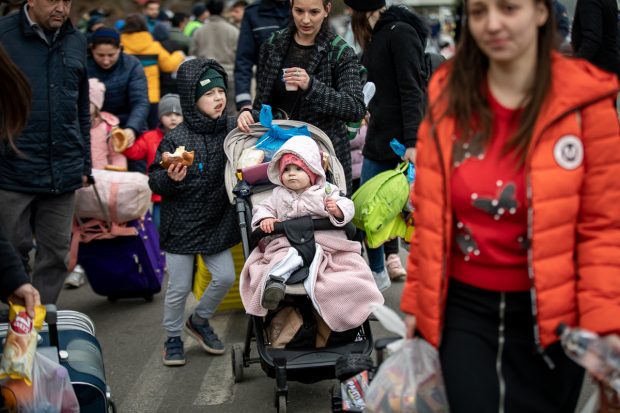 UNICEF: Peste 4 milioane de copii din Ucraina au fost strămutaţi, după declanşarea războiului