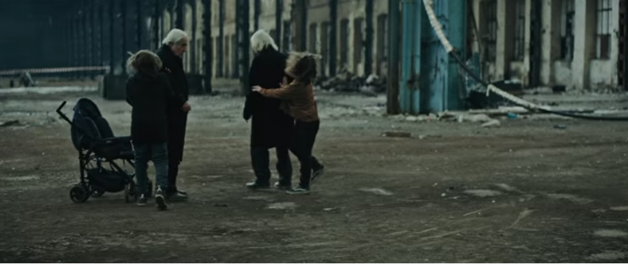 Tudor Chirilă, despre videoclipul piesei „Îmi pare rău“, în care se bat doi bătrâni: „Partea rea există la oameni de mici”