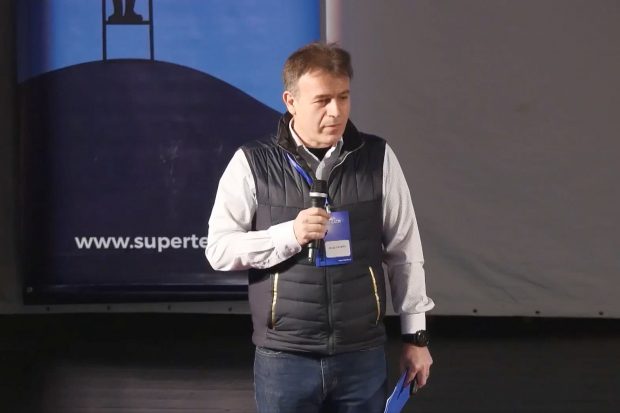 SPA pentru creier la Focșani. Cum ajungem să dăm bani pentru vrăjeală creativă în educație când nouă ni se culcă flămânzi un sfert din copii