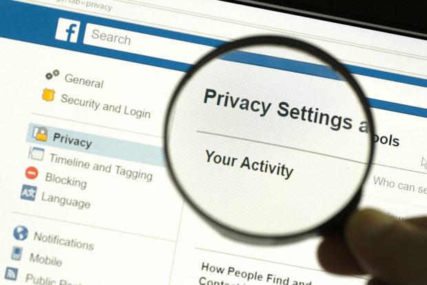 Statul american Texas a acționat în judecată Facebook pentru folosirea recunoașterii faciale