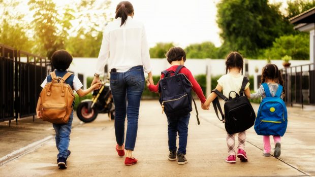 Licee cu săptămâna de patru zile în SUA. Ce rezultate au avut elevii cu program scurt