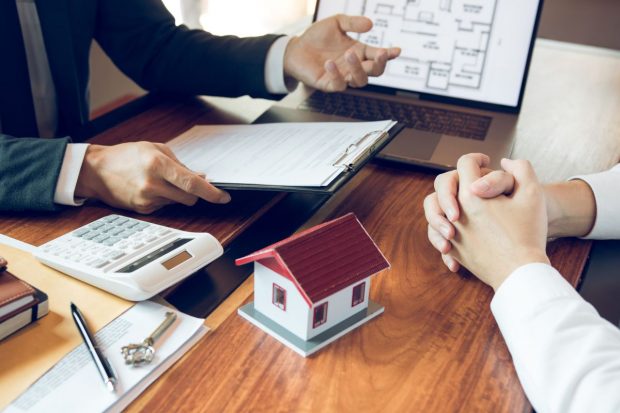 BNR a majorat dobânda-cheie de la 2% la 2,5%. Ce înseamnă asta pentru românii cu credite la bănci