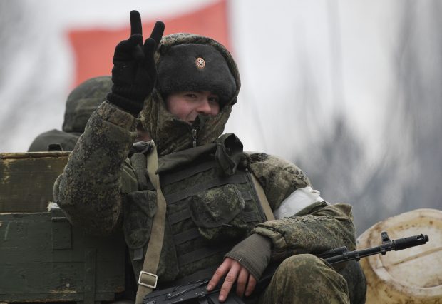 Soldat rus la stația radio: „Nu știm pe cine să împușcăm – toți seamănă cu noi”.- ABC News