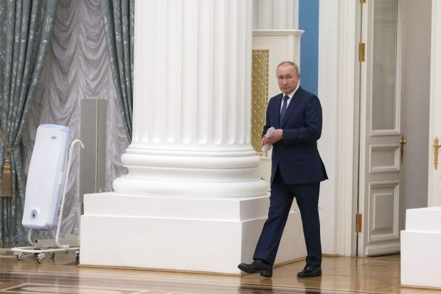 Putin spune că Rusia se simte amenințată de posibilitatea ca Ucraina să dezvolte arme nucleare