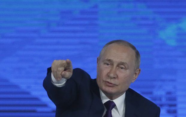 Expert american în strategia militară a Rusiei, pentru Libertatea: „Putin încearcă să înlocuiască guvernul Ucrainei cu unul de marionete”