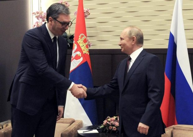 Președintele sârb spune că îi e dificil să ia o poziție privind războiul din Ucraina, pentru că „85 % dintre sârbi vor fi de partea Rusiei indiferent ce s-ar întâmpla”