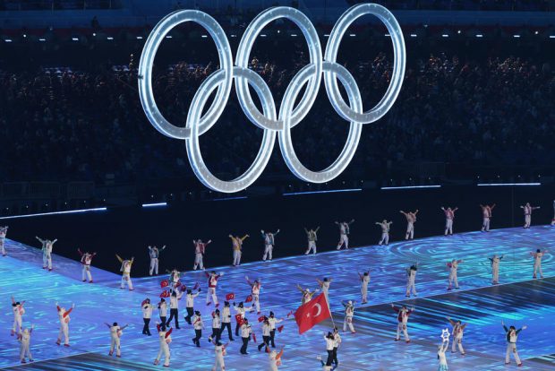 Jocurile Olimpice de iarnă 2022 au început azi la Beijing. 21 de sportivi în delegația României