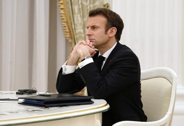 Macron cere oprirea completă a exporturilor de cărbune și petrol din Rusia către UE, după „crimele de război” de la Bucha