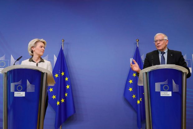 UE închide spațiul aerian pentru avioanele rusești, inclusiv cele private ale oligarhilor. RT și Sputnik, interzise în UE