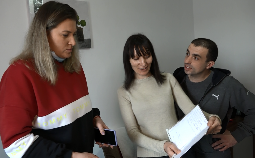 Fosta handbalistă Irina Șuțka a sărit în ajutorul refugiaților care au ajuns la Ploiești. „Nu e bine să spun că Putin trebuie ucis, dar vreau să plece din țara mea”