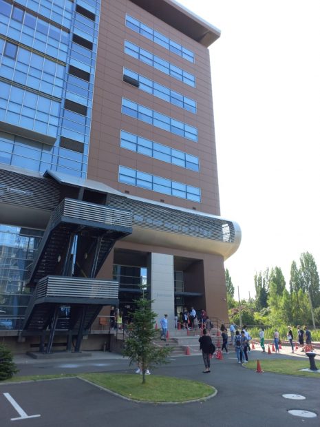 SNSPA va continua să-și desfășoare online toate activitățile didactice până pe 4 aprilie
