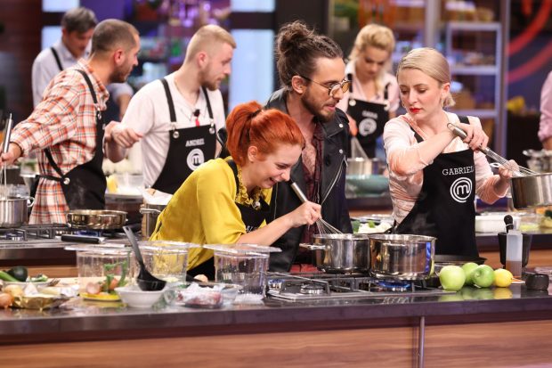 „MasterChef” 2022. Noi provocări pentru concurenți. „Pare că ați gătit amândoi același fel de mâncare”