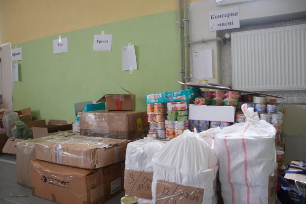Dialog între voluntarii din România și medicii ucraineni care au primit ajutoare: „Glorie Ucrainei!” – „Slavă eroilor!”