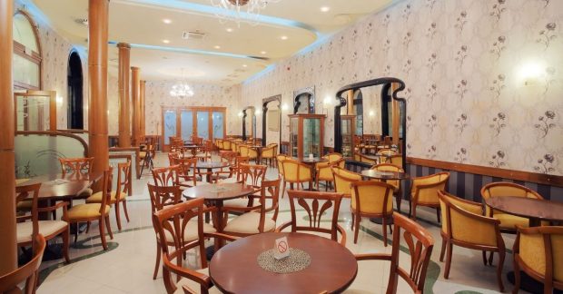 Cum să amenajezi un restaurant cu ajutorul tapetului?