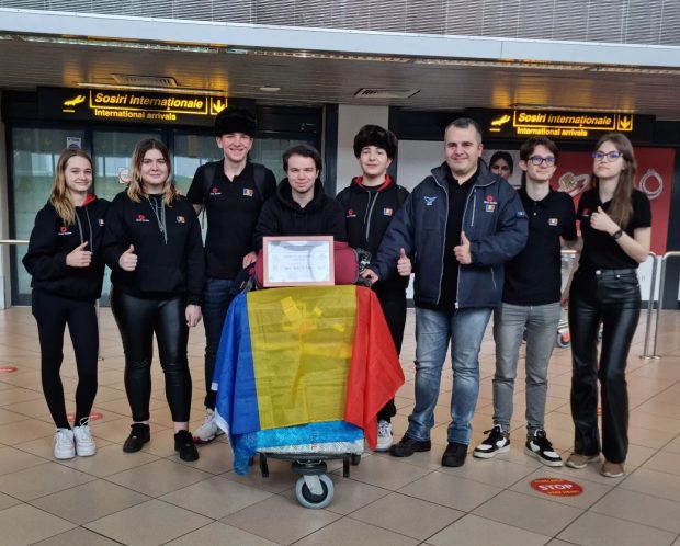 Răspunsul echipei de robotică a României, după ce a fost criticată că vrea să participe la un concurs în Rusia: „Partea politică e altceva”