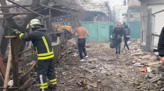 Primarul din Mariupol, despre bombardamentele rușilor: „De 12 ore suntem atacați fără oprire”